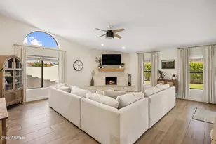 727 E Kings Ave, Phoenix, AZ 85022 - Photo 8