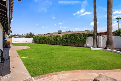 727 E Kings Avenue, Phoenix, AZ 85022 - Photo 32