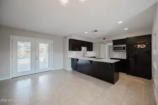 1218 E Carter Dr, Tempe, AZ 85282 - Photo 4