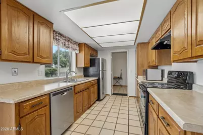 2025 E Pegasus Drive, Tempe, AZ 85283 - Photo 10