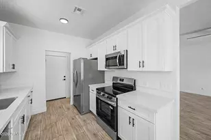 9287 W Concordia Dr, Arizona City, AZ 85123 - Photo 10