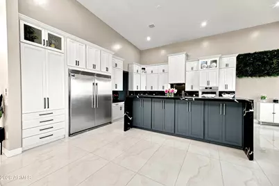 13811 W Harwell Road, Goodyear, AZ 85338 - Photo 16