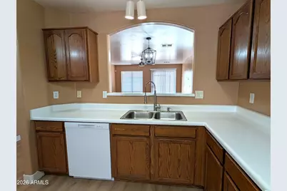 13216 W Mauna Loa Lane, Surprise, AZ 85379 - Photo 6
