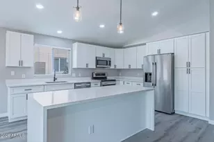 2881 E Morgan Dr, Gilbert, AZ 85295 - Photo 4