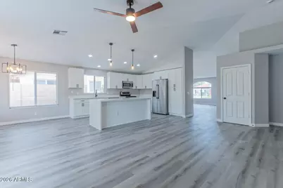 2881 E Morgan Drive, Gilbert, AZ 85295 - Photo 2