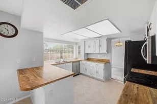 2457 W Redfield Rd, Phoenix, AZ 85023 - Photo 18