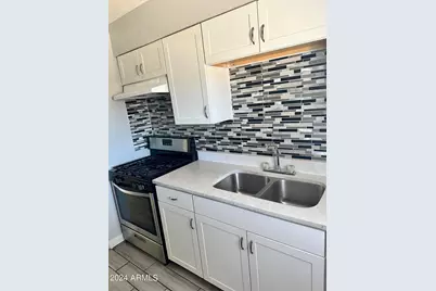 5241 N 17th Avenue #Unit B, Phoenix, AZ 85015 - Photo 6