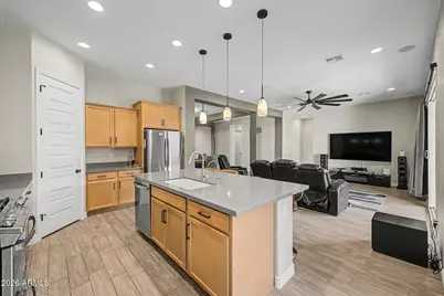 21128 W Cambridge Avenue, Buckeye, AZ 85396 - Photo 12