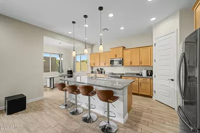 21128 W Cambridge Avenue, Buckeye, AZ 85396 - Photo 14
