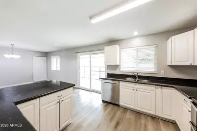 3116 W Villa Rita Drive, Phoenix, AZ 85053 - Photo 8