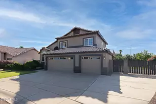 181 S Tiago Dr, Gilbert, AZ 85233 - Photo 44