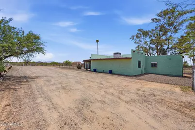 22795 E Cactus Forest Road, Florence, AZ 85132 - Photo 4