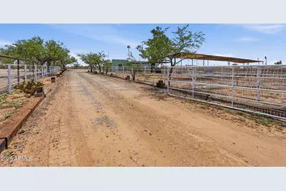22795 E Cactus Forest Road, Florence, AZ 85132 - Photo 2