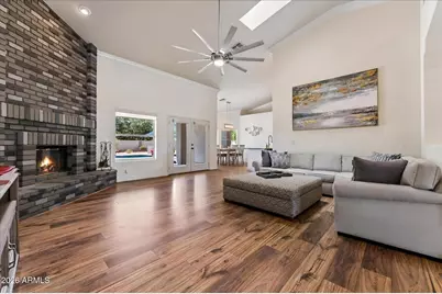 4637 W Misty Willow Lane, Glendale, AZ 85310 - Photo 6