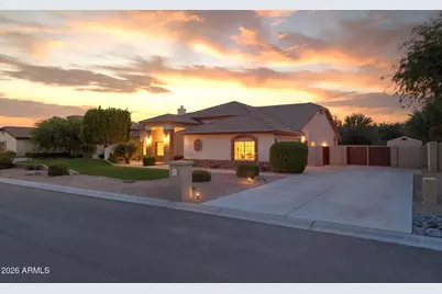 4637 W Misty Willow Lane, Glendale, AZ 85310 - Photo 2