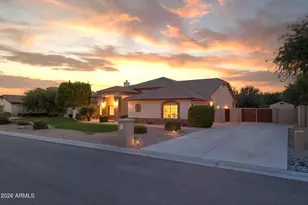 4637 W Misty Willow Ln, Glendale, AZ 85310 - Photo 2