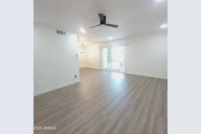 3416 N 44th Street #51, Phoenix, AZ 85018 - Photo 8