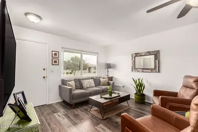 10864 W Santa Fe Drive, Sun City, AZ 85351 - Photo 6
