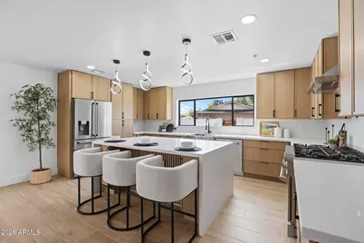 8401 E Avalon Drive, Scottsdale, AZ 85251 - Photo 1