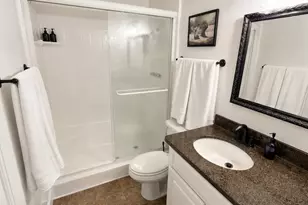 4950 N Miller Rd, Scottsdale, AZ 85251 - Photo 16