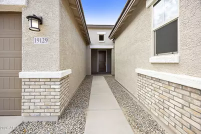 19129 W Missouri Avenue, Litchfield Park, AZ 85340 - Photo 4