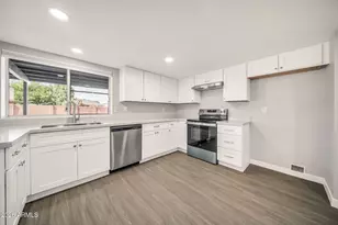 17603 N 36th Ln, Glendale, AZ 85308 - Photo 8
