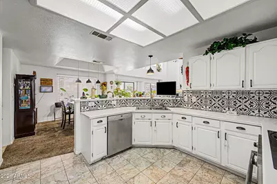 5442 W Fallen Leaf Lane, Glendale, AZ 85310 - Photo 18