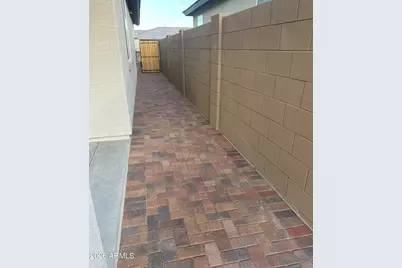 5531 S 23rd Drive, Phoenix, AZ 85041 - Photo 16
