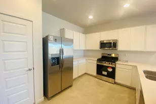 5531 S 23rd Dr, Phoenix, AZ 85041 - Photo 2