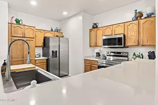 6186 W Wikieup Ln, Glendale, AZ 85308 - Photo 16