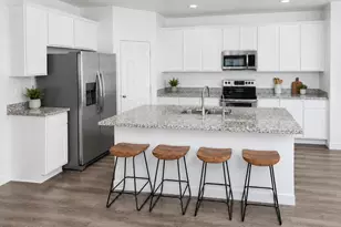2334 E Levi Dr, Phoenix, AZ 85040 - Photo 8