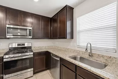 3921 S 82nd Drive, Phoenix, AZ 85043 - Photo 14