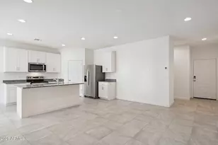 5537 E Darwin Dr, San Tan Valley, AZ 85140 - Photo 8