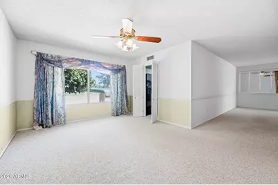 9810 W Lindgren Avenue, Sun City, AZ 85373 - Photo 18