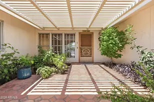 9810 W Lindgren Ave, Sun City, AZ 85373 - Photo 8