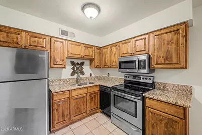 3626 N 37th Street #11, Phoenix, AZ 85018 - Photo 10