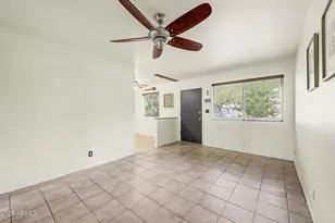 3626 N 37th St, Phoenix, AZ 85018 - Photo 8
