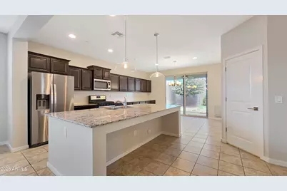 21398 W Holly Street, Buckeye, AZ 85396 - Photo 4