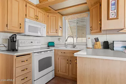 17200 W Bell Road #812, Surprise, AZ 85374 - Photo 4