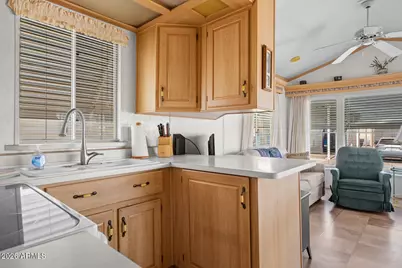 17200 W Bell Road #812, Surprise, AZ 85374 - Photo 8