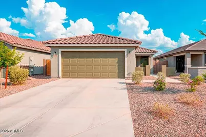 18565 N Foxtail Drive, Maricopa, AZ 85138 - Photo 2