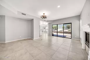 1536 E Meadow Ln, Phoenix, AZ 85022 - Photo 8