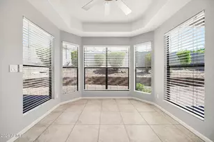 1536 E Meadow Ln, Phoenix, AZ 85022 - Photo 14