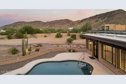 9607 N 40th Street, Phoenix, AZ 85028 - Photo 2