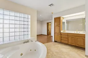 9607 N 40th St, Phoenix, AZ 85028 - Photo 48