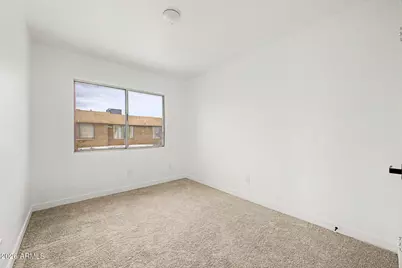 4634 E Southgate Avenue, Phoenix, AZ 85040 - Photo 14