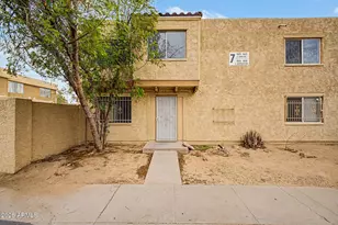 4634 E Southgate Ave, Phoenix, AZ 85040 - Photo 1