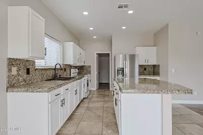 15569 W Gelding Drive, Surprise, AZ 85379 - Photo 12