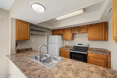 5220 N 68th Avenue, Glendale, AZ 85303 - Photo 18