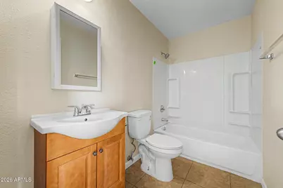 5220 N 68th Avenue, Glendale, AZ 85303 - Photo 24